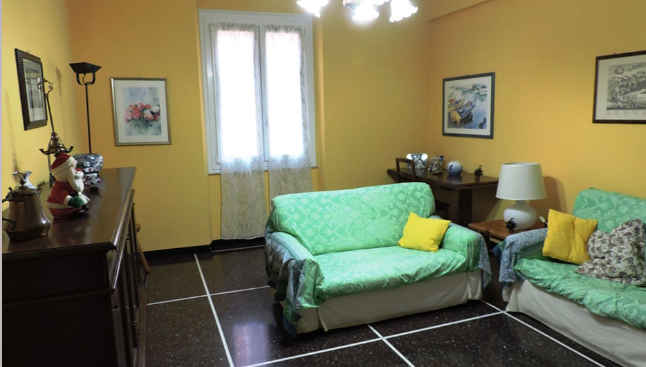 Soggiorno da ristrutturare